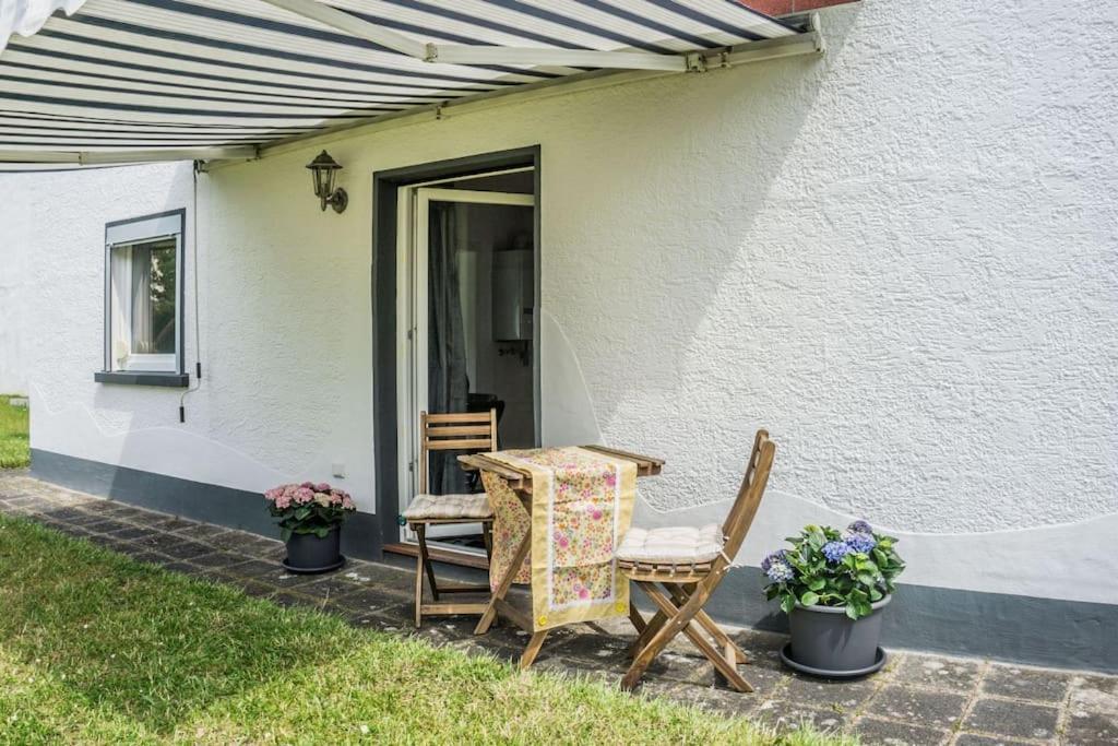 Schoenes Haus Mit Grossem Garten Seligenstadt Exterior photo